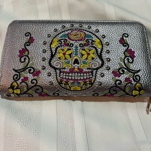 Skull wallet